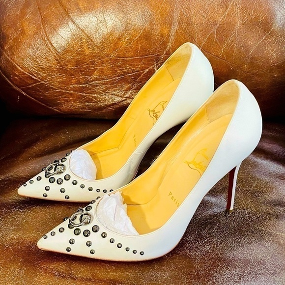 Christian Louboutin Kate 100 Geometric stud embellishment 39.5 Posh authenticate - Picture 3 of 9